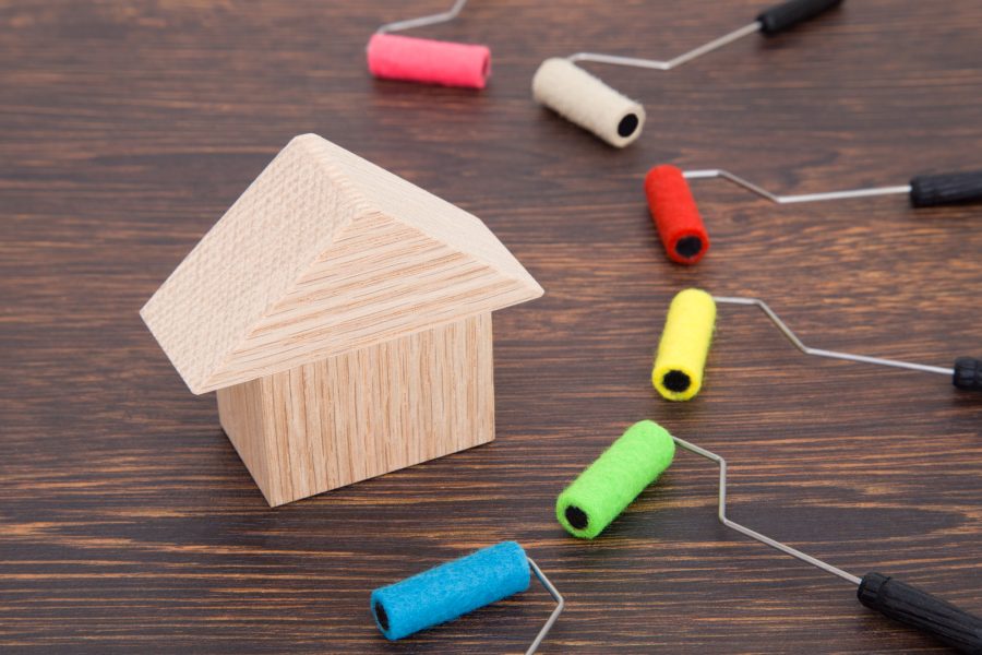 屋根塗装のタイミングとは？最適な時期を見極める