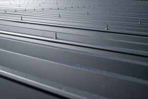 屋根の葺き替えタイミングはいつ？判断基準と費用相場を徹底解説